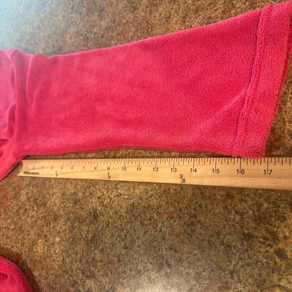 Ulta Beauty Robe Size L/XL Barbie Pink Shimmering Sequin Trim Along Shawl Cozy - Picture 13 of 14
